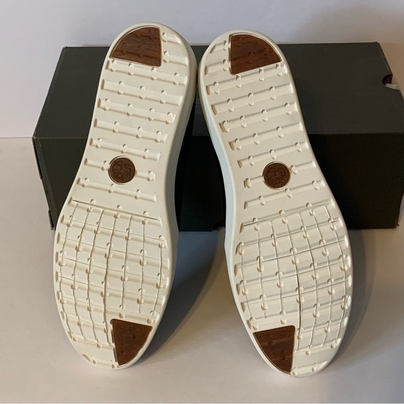 NIB. TIMBERLAND Women’s Teya Slip-On Shoes - Picture 7 of 8